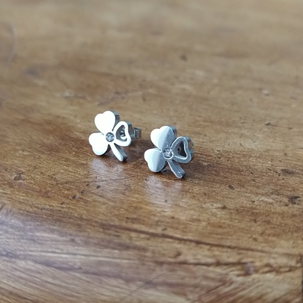 White Rhodium Clover Leaf earrings
